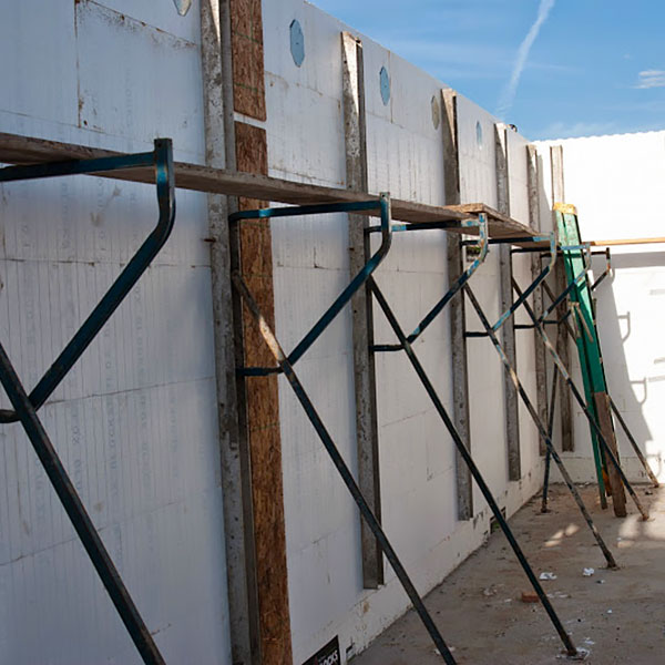 Newcastle Home Builders, Concrete Homes in Des Moines, Iowa